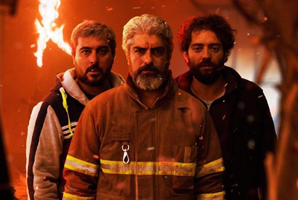 بهرام رادان، مهدی پاکدل و محسن کیایی در نمایی از فیلم «چهارراه استانبول»

