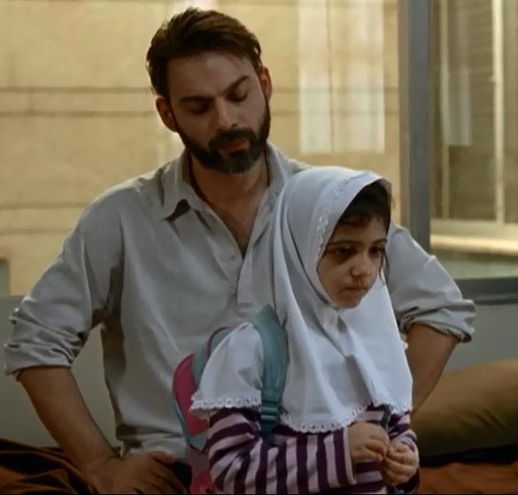 کیمیا حسینی و پیمان معادی در نمایی از فیلم جدایی نادر از سیمین
