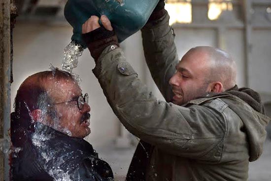 صابر ابر و سعید آقاخانی در نمایی از فیلم 