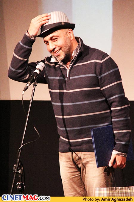 رضا عطاران برنده دیپلم افتخار بهترین بازیگر نقش اول مرد برای بازی در فیلم 